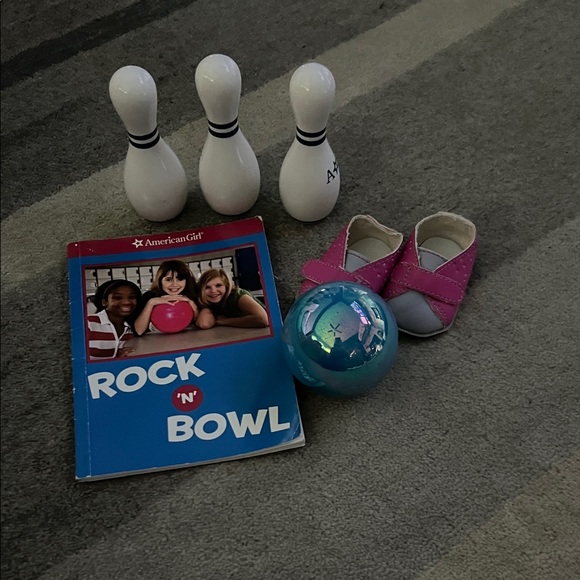 American Girl Other - American Girl Pink Shoes and Blue Ball Bowling Set
